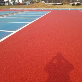 四川透水混凝土   彩色透水混凝地坪  C25透水混凝土材料增強劑   透水地坪粘接劑  彩色透水混凝土生產(chǎn)廠家