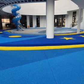 重慶市涪陵區(qū)彩色透水混凝土地坪  彩色透水混凝土道路 透水混凝土施工價(jià)格 彩色透水混凝土材料生產(chǎn)廠家   壓?；炷敛牧蠌S家報(bào)價(jià)  5公分透水混凝土施工價(jià)格