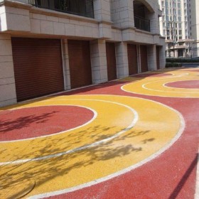 延安市 彩色強(qiáng)固透水混凝土 透水混凝土路面 無(wú)砂透水混凝土 原材料廠(chǎng)家直銷(xiāo)