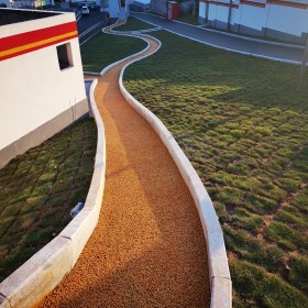 渭南市 室外透水地坪 無沙透水混凝土 c30透水混凝土 廠家免費施工指導(dǎo)
